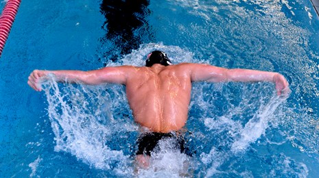 DGI_svømning_3_kostråd_der_optimerer_din_svømmetræning